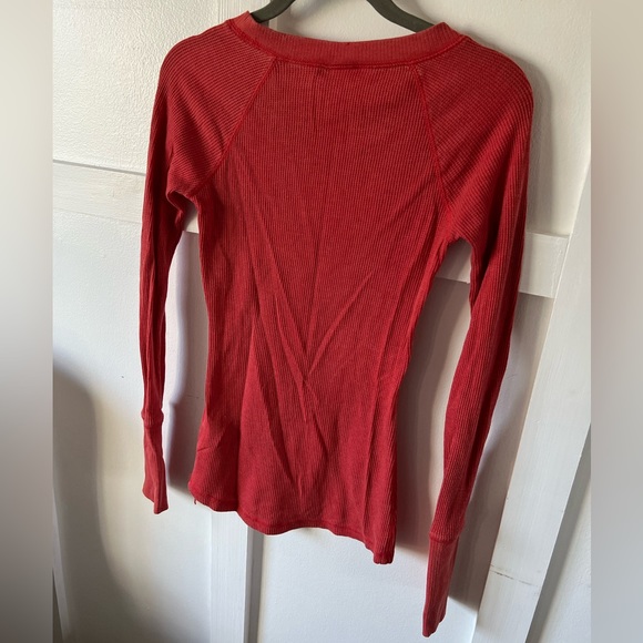 EUC Mossimo women’s small fitted thermal orange shirt flattering top worn twice - Picture 4 of 13